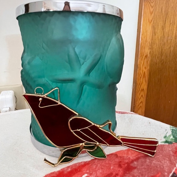 Stained glass cardinal window decoration - Picture 2 of 2